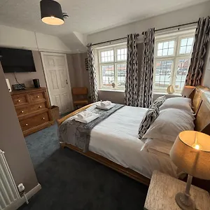 The Endeavour Inn Whitby
