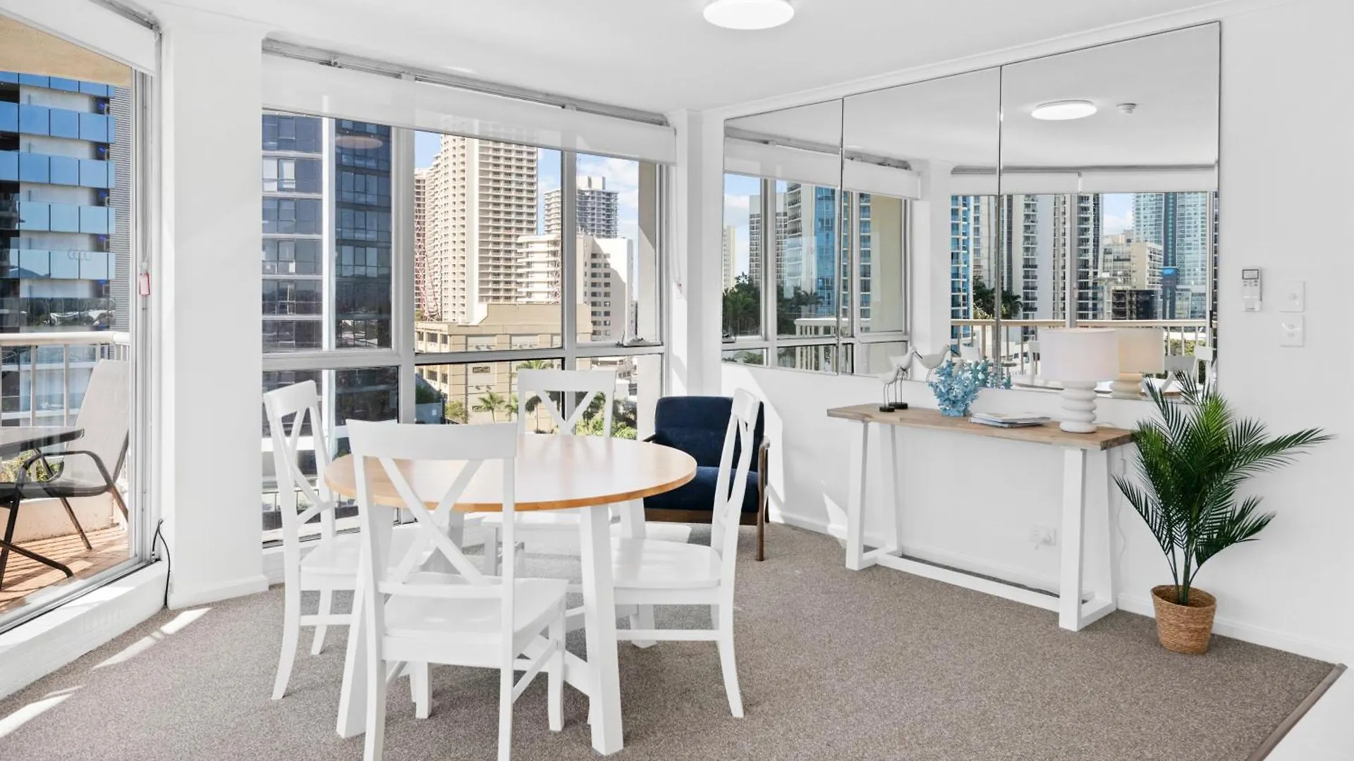 Moorings On Cavill Surfers Paradise Gold Coast Aparthotel