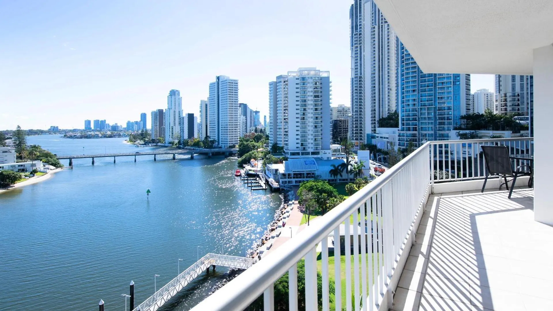 Aparthotel Moorings On Cavill Surfers Paradise Gold Coast