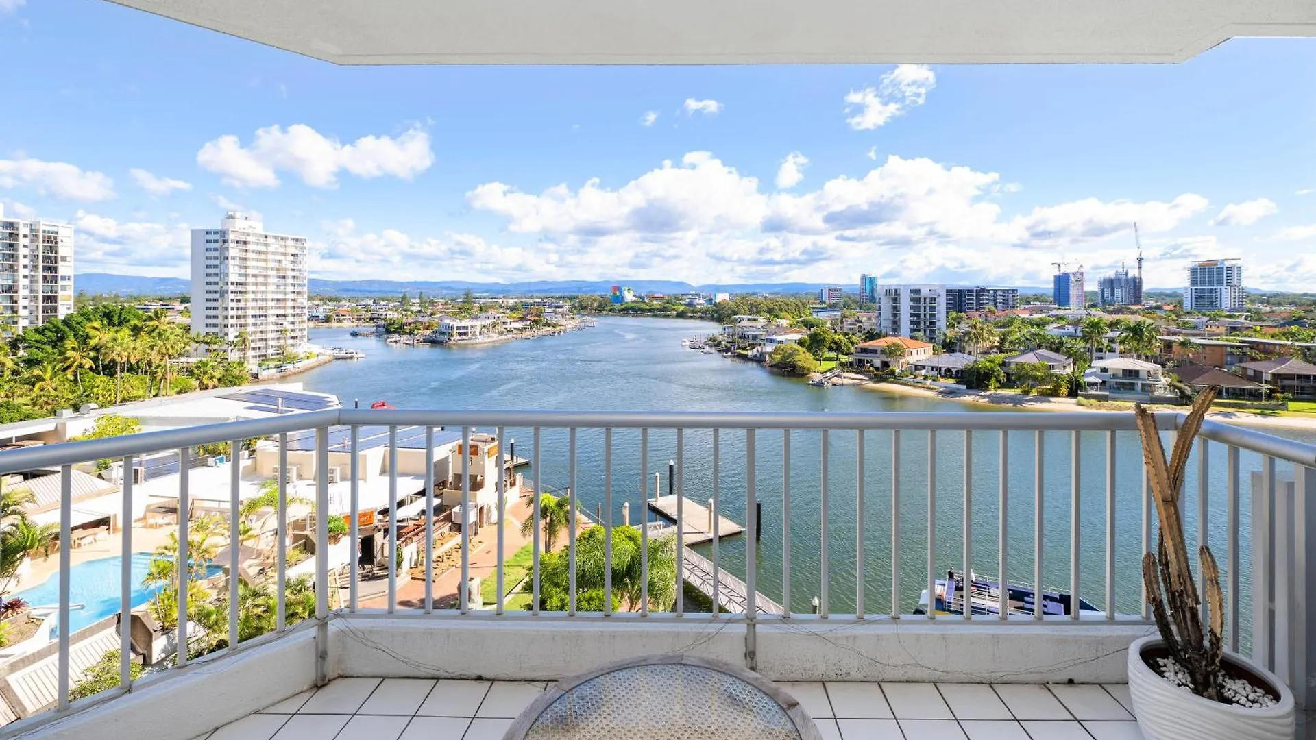 Aparthotel Moorings On Cavill Surfers Paradise Gold Coast