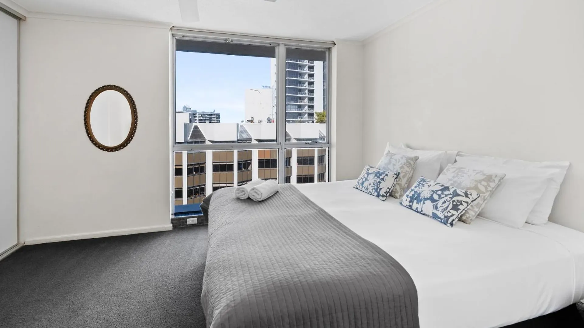 Moorings On Cavill Surfers Paradise Gold Coast 4*,  Australia