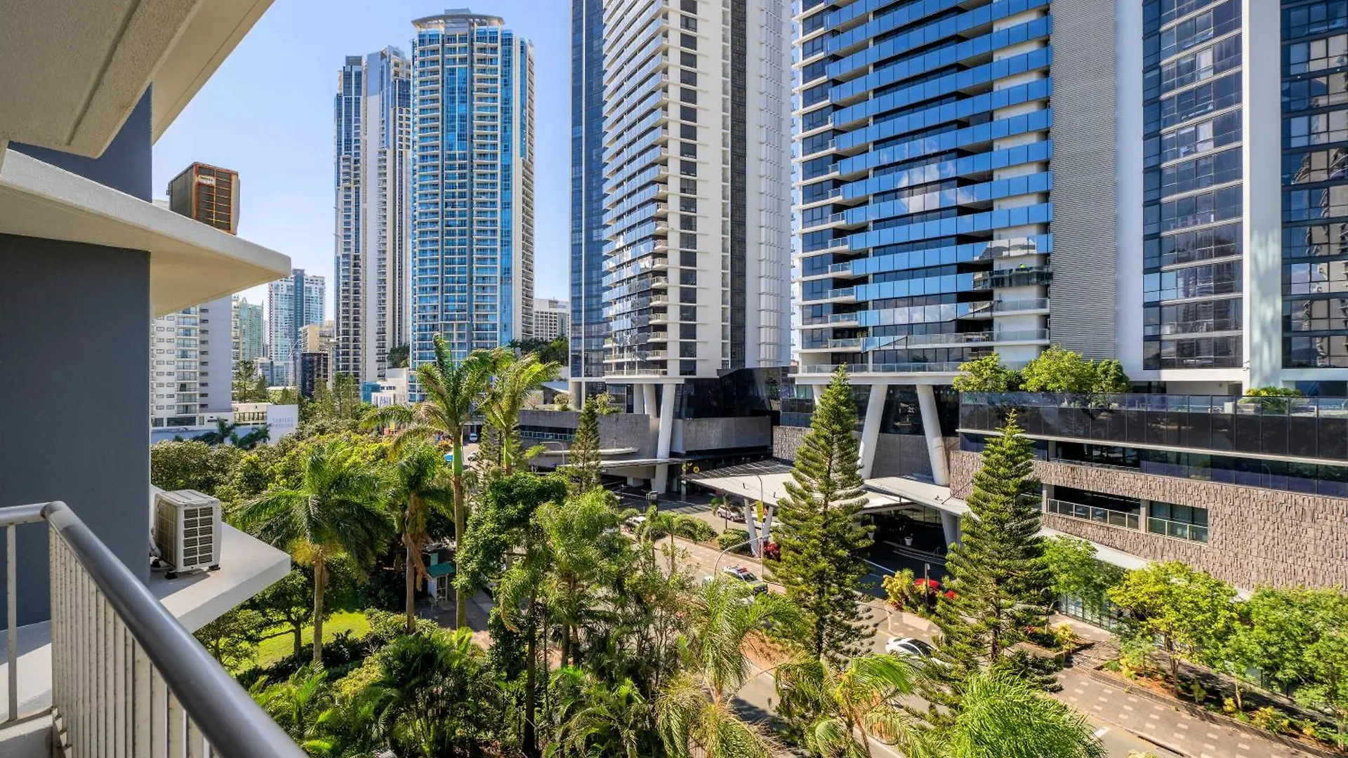 Aparthotel Moorings On Cavill Surfers Paradise Gold Coast